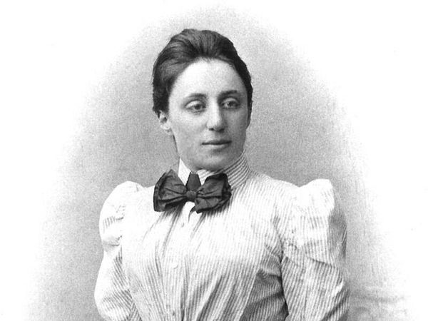 Retrato de Emmy Noether. Año de... Emmy Noether, matemática extraordinaria
